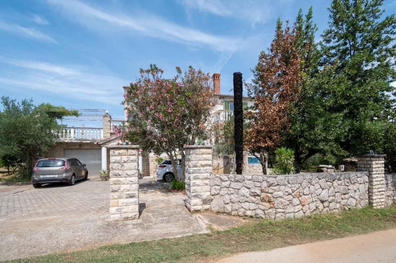 Apartments And Rooms By The Sea Mrljane, Pasman - 327 Nevidane Luaran gambar